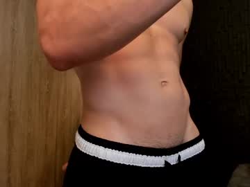 clark, live webcam girl, age 26, from CO, streaming now, feet, latino