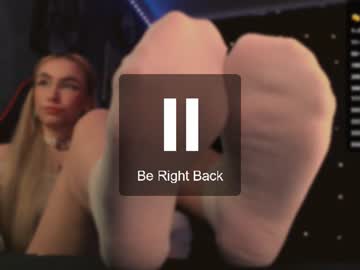 Bambi (I'm Independent model) 💗, live webcam girl, streaming now, findom, feet