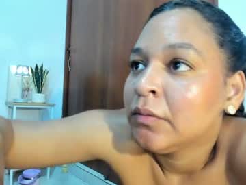 Paulina, live webcam girl, age 29, from CO, streaming now, squirt, bigass