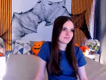 Amelia💖🥰, live webcam girl, age 18, streaming now, nonude, young