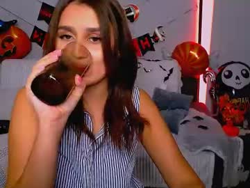 Amelie, live webcam girl, age 21, streaming now, shy, nonude
