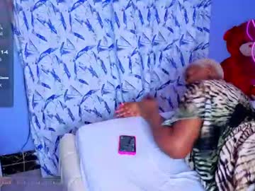 Dette, live webcam girl, age 25, streaming now, feet, bigass