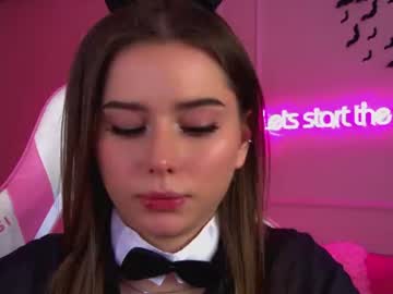 Diana, live webcam girl, age 22, streaming now, smoke, feet
