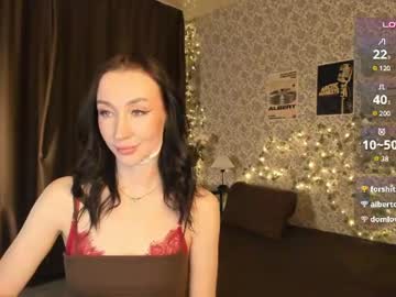 Diana_Lolly, live webcam girl, age 26, from US, streaming now, lovense, wet