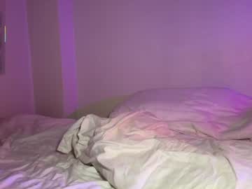 Dontlikepussy, live webcam girl, age 19, streaming now, twink, gay