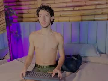 𝐃orian, live webcam girl, age 20, from CO, streaming now, latino, anal