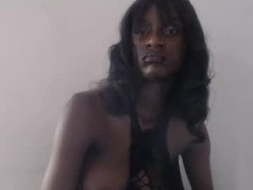 Sexy Lily, live webcam girl, age 20, streaming now, ebony, squirt