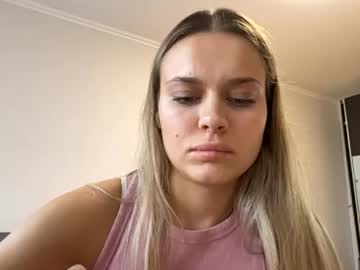 ♥ Toni ♥, live webcam girl, age 18, streaming now, 18, new