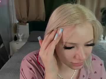 elvira_ross, live webcam girl, age 18, streaming now, new, 18