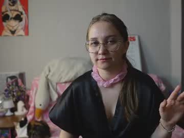 Mia, live webcam girl, age 20, 18, teen