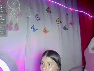 Emmie, live webcam girl, age 19, from CO, streaming now, petite, squirt