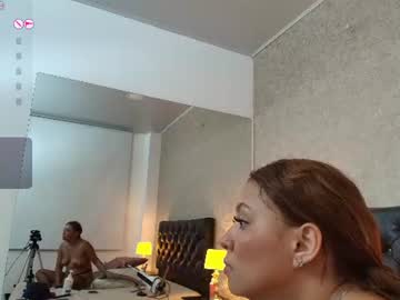 Emili Lenus, live webcam girl, age 21, from CO, streaming now, anal, skinny
