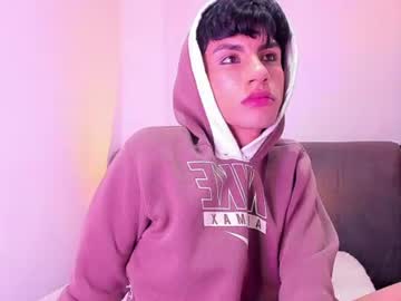 erick, live webcam girl, age 22, from CO, streaming now, femboy, skinny
