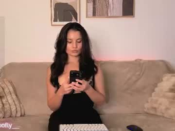 Erika, live webcam girl, age 25, streaming now, asian, cuckold