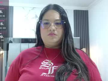 evelin_zaens, live webcam girl, age 26, from CO, streaming now, bbw, belly