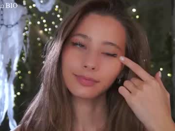 falinecrosthwaite, live webcam girl, age 20, streaming now, asian, skinny