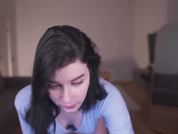 Ellie, live webcam girl, age 19, streaming now, smalltits, skinny