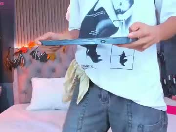Finn ❤, live webcam girl, age 18, from CO, streaming now, lovense, twink