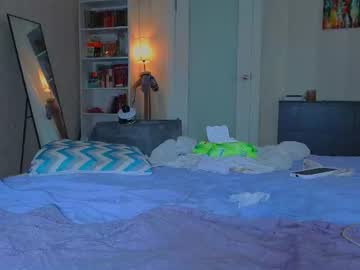 Alice, live webcam girl, age 22, streaming now, bigass, bbc