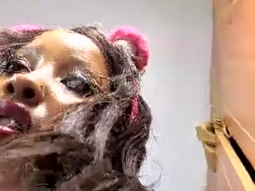 foxy, live webcam girl, age 24, from KE, streaming now, ebony, squirt