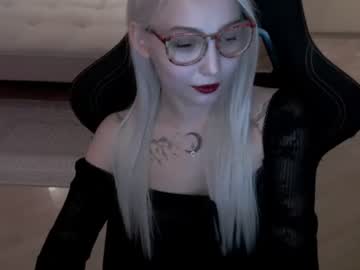 miss Lilith, live webcam girl, age 23, streaming now, mistress, sph