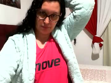 Gaby, live webcam girl, age 45, from BR, streaming now