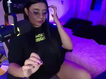 geminis11, live webcam girl, age 27, from CO, streaming now, cuckold, findom