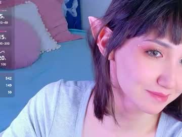 Londa, live webcam girl, streaming now, small, asian