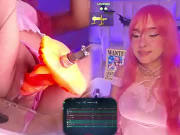 Gigi, live webcam girl, age 22, from CO, streaming now, cosplay, bigass