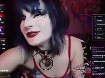 gwengraham, live webcam girl, age 27, from US, streaming now, goth, femdom