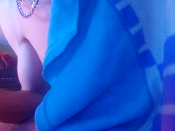 guapo8418, live webcam girl, from ES, streaming now