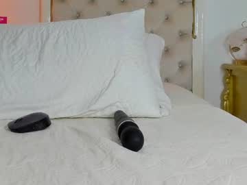 hana_mei, live webcam girl, age 20, from CO, streaming now, feet, pantyhose