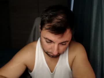 HankMalone, live webcam girl, age 35, from RO, streaming now