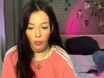 hello_kkitty, live webcam girl, age 19, streaming now, new, teen