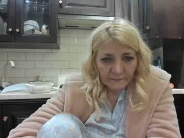 Heyheygrey, live webcam girl, from RO, streaming now, milf, mature
