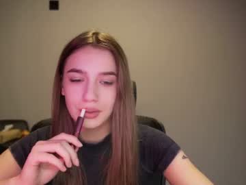 Lovia, live webcam girl, age 20, from UA, streaming now, new, shy