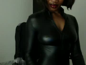 delilah, live webcam girl, age 24, streaming now, ebony, sissy