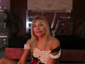 Valery🌸, live webcam girl, age 25, from CO, streaming now, control, latina