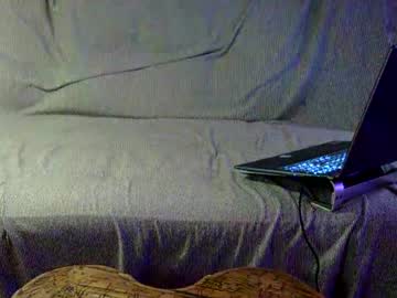 AprilFool, live webcam girl, from US, streaming now, bigcock, cum