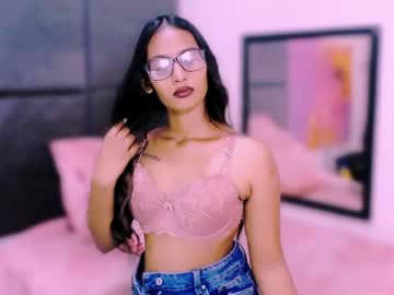 indianaria, live webcam girl, from ZA, streaming now, indian, petite