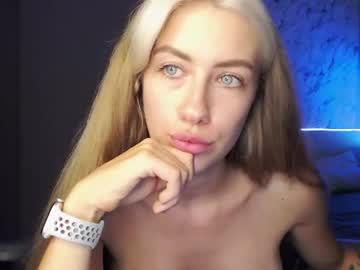 Hailie, live webcam girl, age 25, streaming now, asian, bigboobs