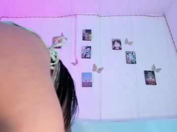 Luna ♥, live webcam girl, age 23, from CO, streaming now, latina, young