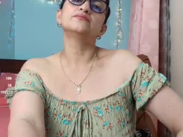 Isabeel Sofia, live webcam girl, age 54, from CO, streaming now