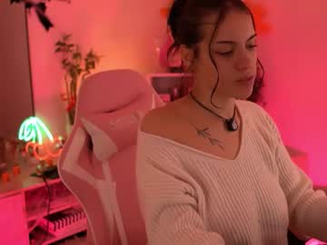 Isabella, live webcam girl, age 23, streaming now, new, young