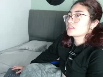 Iza, live webcam girl, age 18, from CO, streaming now, new, latina