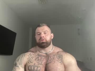 Jacky, live webcam girl, age 31, from AM, streaming now, flexing, muscle