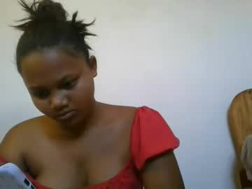 Jarevava, live webcam girl, age 25, from MG, streaming now, cute, new