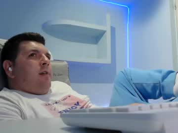 JasonJacks, live webcam girl, from RO, streaming now, chubby, fat