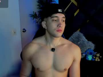 JEICOB STONE, live webcam girl, age 22, from CO, streaming now, lovense, muscle