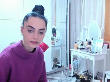 Jessylonghair, live webcam girl, age 29, from RO, streaming now, mistress, boots